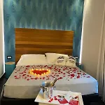 Q 3* Ρίμινι