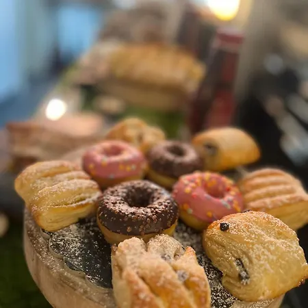 فندق Q 3*