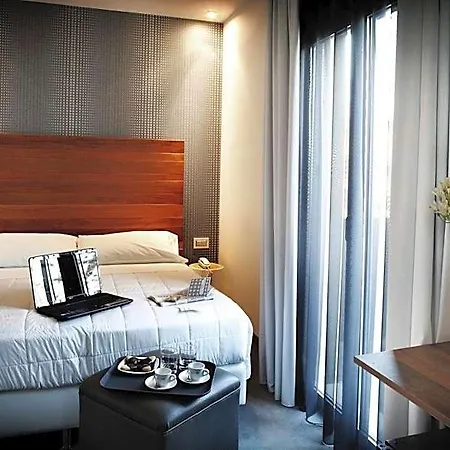 Hotel Q 3*