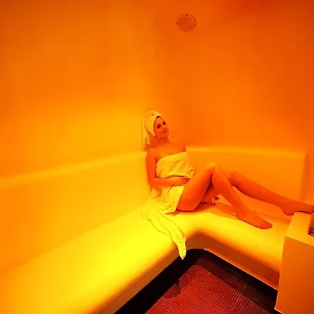 Hotel Q 3*