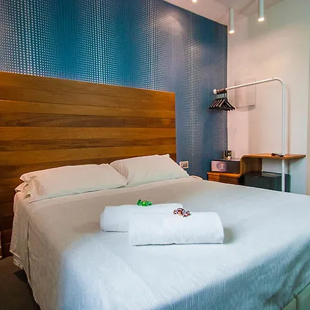 Q Hotel 3*
